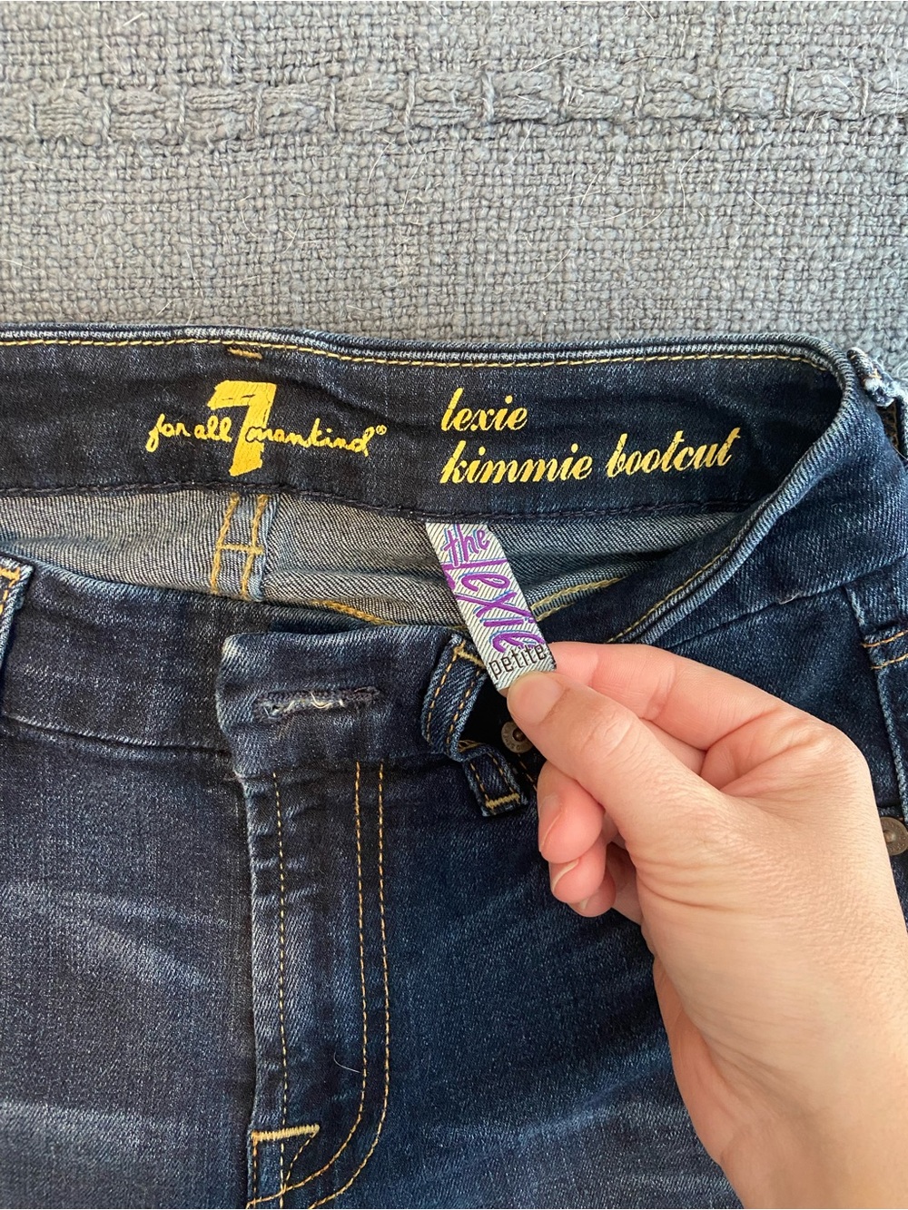 7 for all mankind Lexie petite kimmie bootcut 24 EUC - Picture 8 of 8